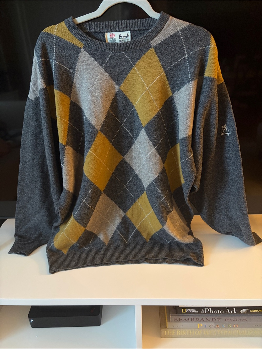 Vintage Pringle of Scotland Men's Argyle Lambswool Sweater Size Large
